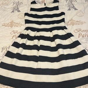 Super cute navy blue and white striped short sleeve dress size L